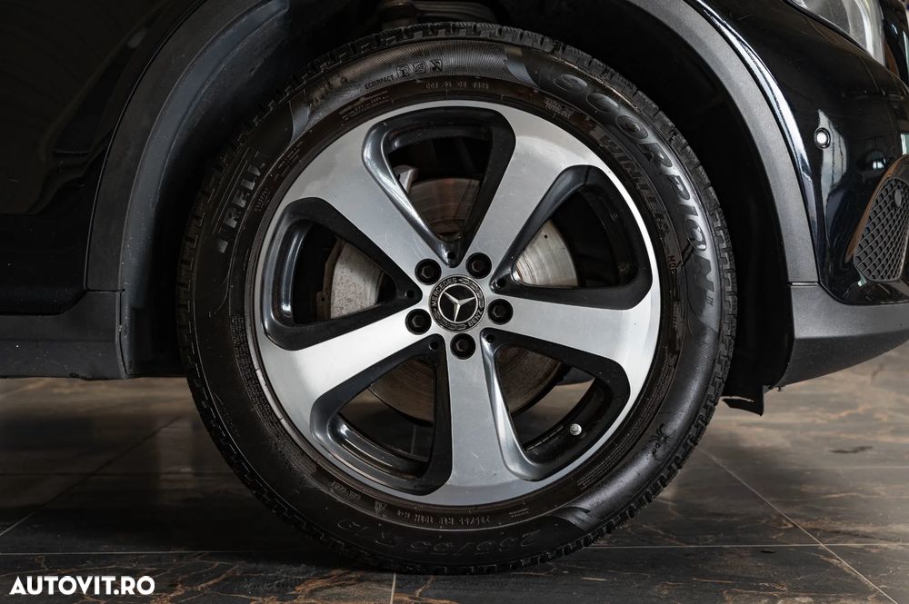 Mercedes-Benz GLC 250 4MATIC 9G-TRONIC AMG Line - 17