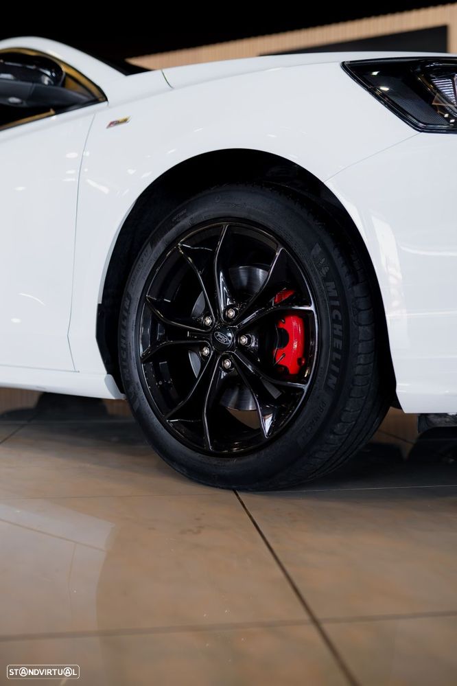 Ford Focus 1.0 EcoBoost ST-Line - 13