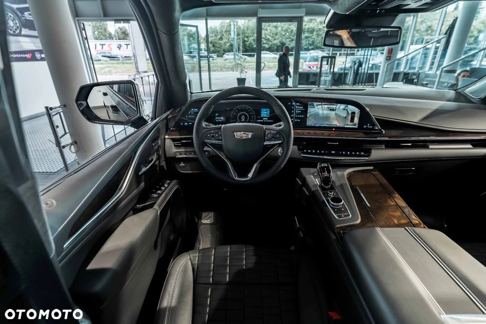 Cadillac Escalade - 31
