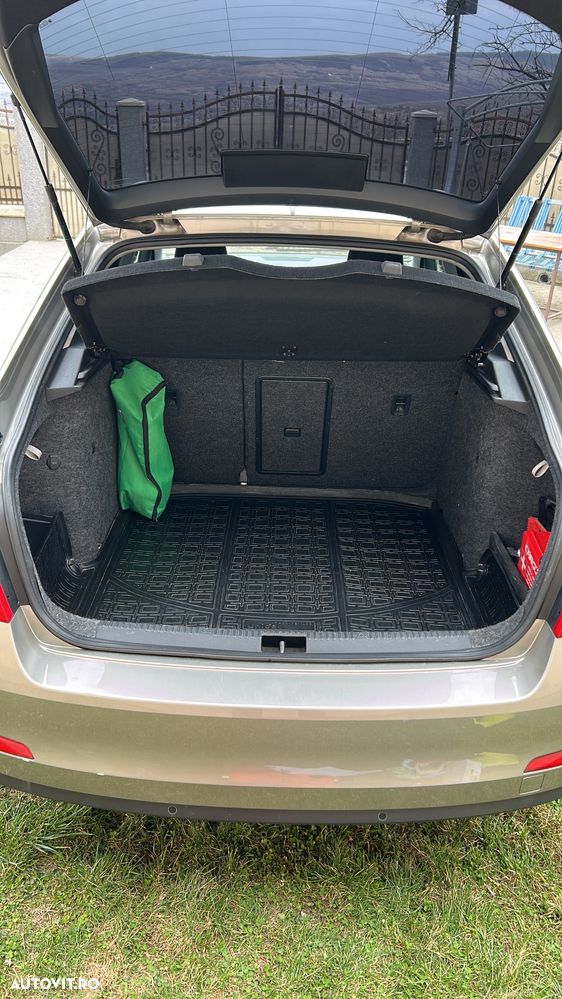 Skoda Octavia 1.6 TDI (Green tec) DSG Style - 7