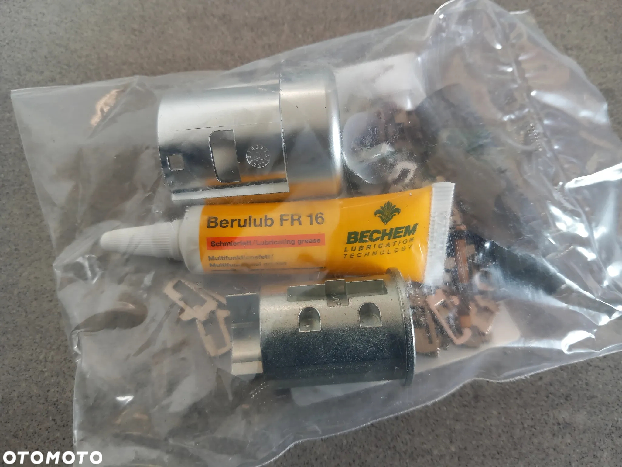 Zestaw naprawczy zamka cylindra Ford Transit 2014-, 2019-, Custom 2012- 2363729 - 2