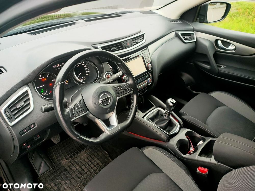 Nissan Qashqai - 10