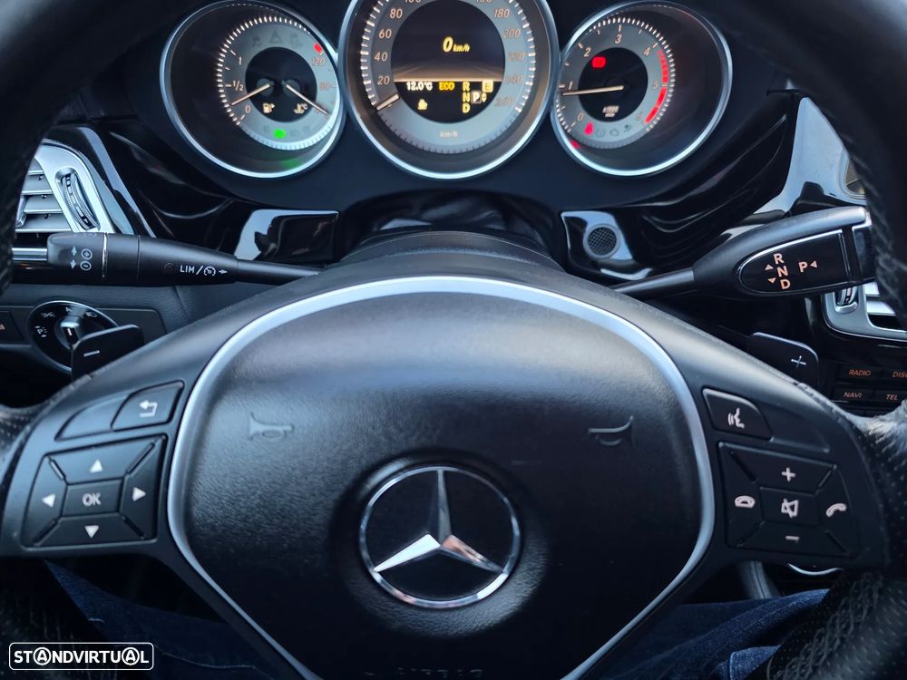Mercedes-Benz CLS 250 CDI DPF BlueEFFICIENCY 7G-TRONIC - 27