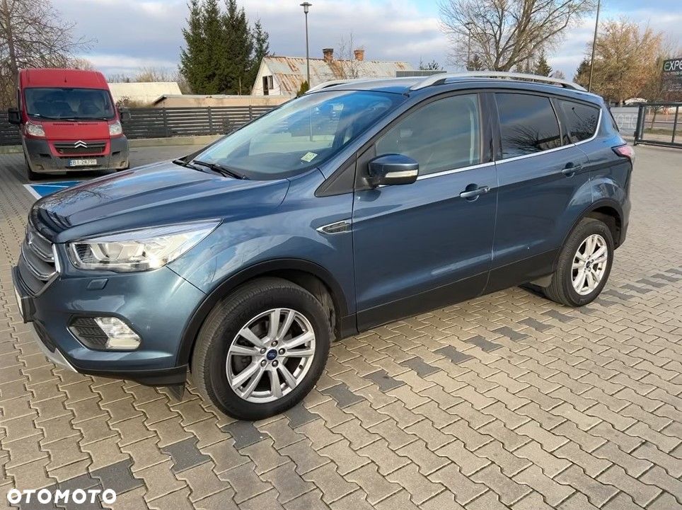 Ford Kuga - 1