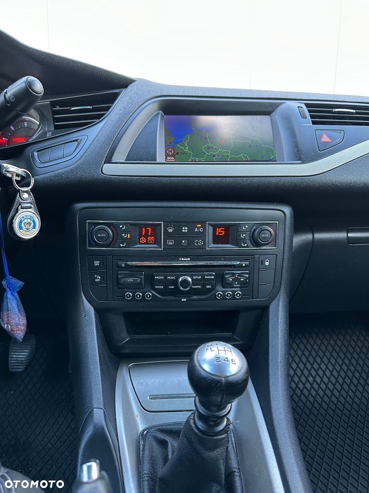 Citroën C5 2.0 HDi Exclusive - 10