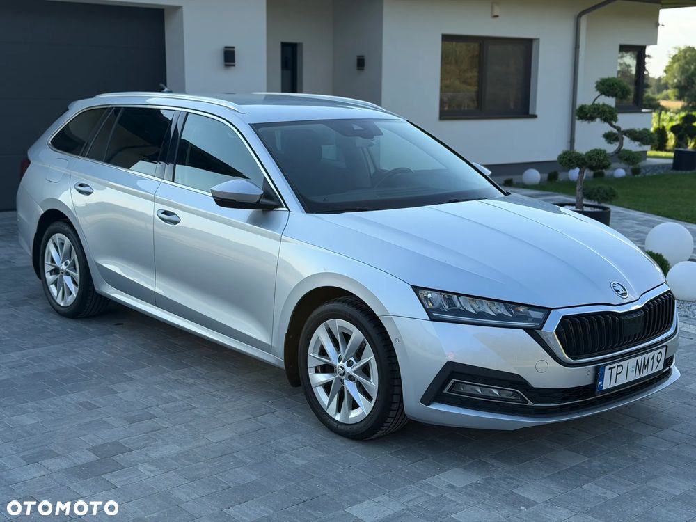 Skoda Octavia 2.0 TDI Sportline DSG - 3