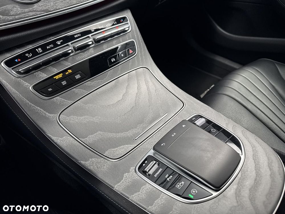 Mercedes-Benz CLS 450 4-Matic AMG - 21
