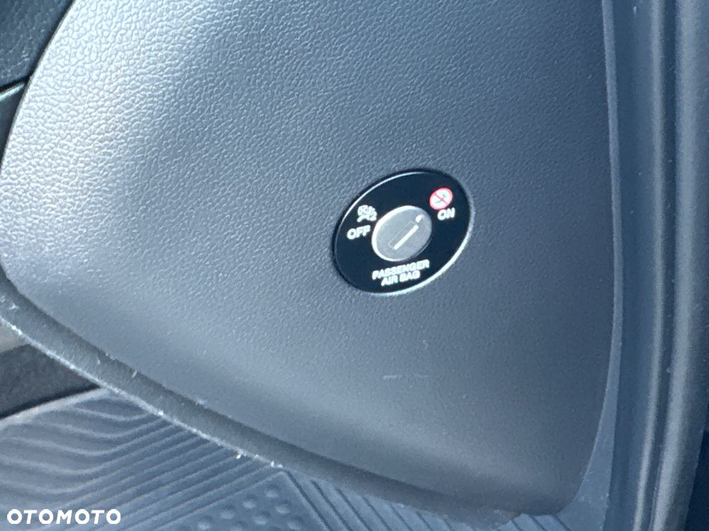 Kia Ceed 1.4 CVVT SW Fifa World Cup Edition - 34