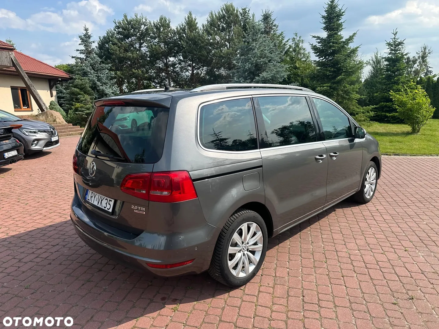 Volkswagen Sharan 2.0 TDI Highline DSG - 8