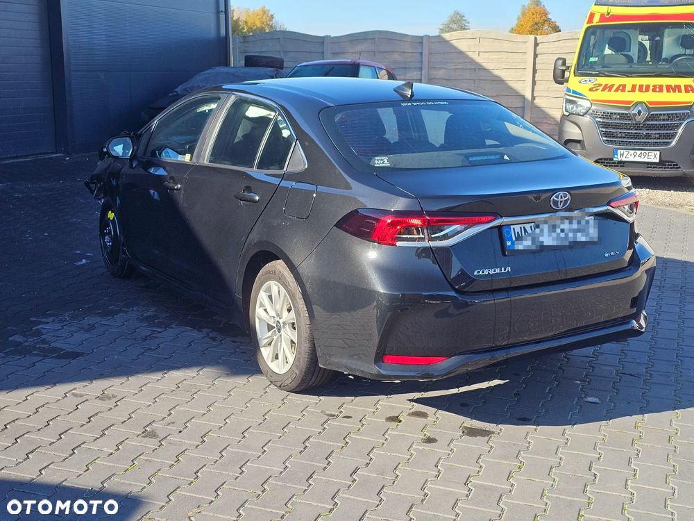 Toyota Corolla - 5