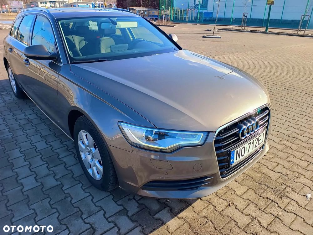 Audi A6 Avant - 1