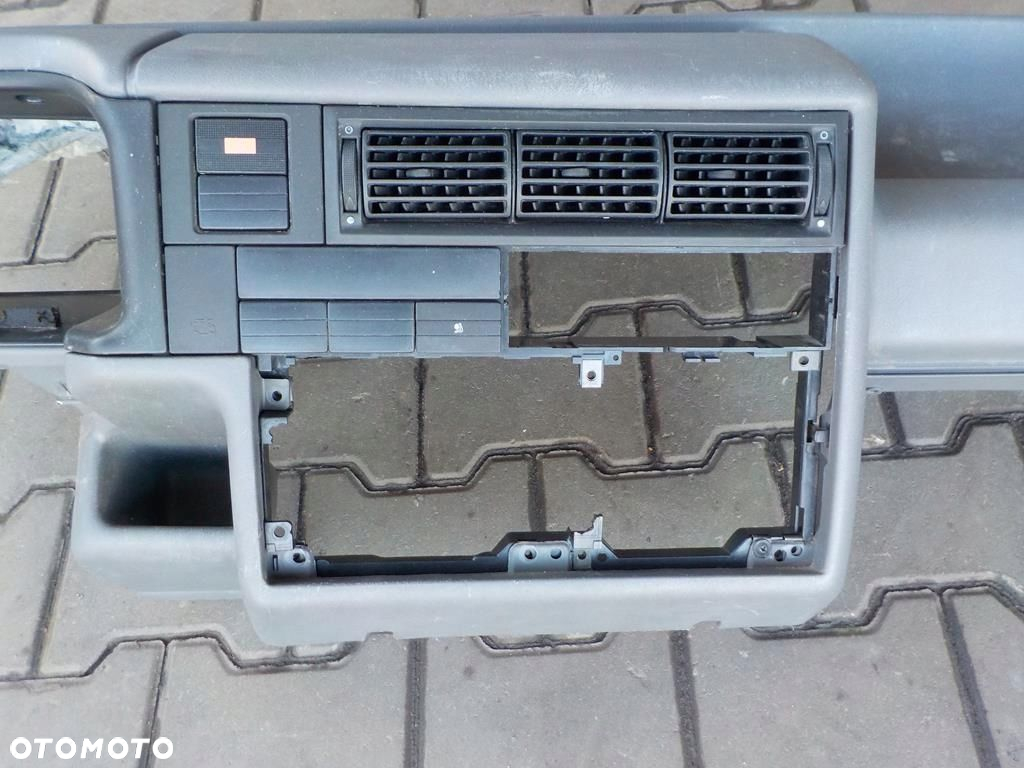 VW T4 96-98 DESKA ROZDZIELCZA KONSOLA - 2