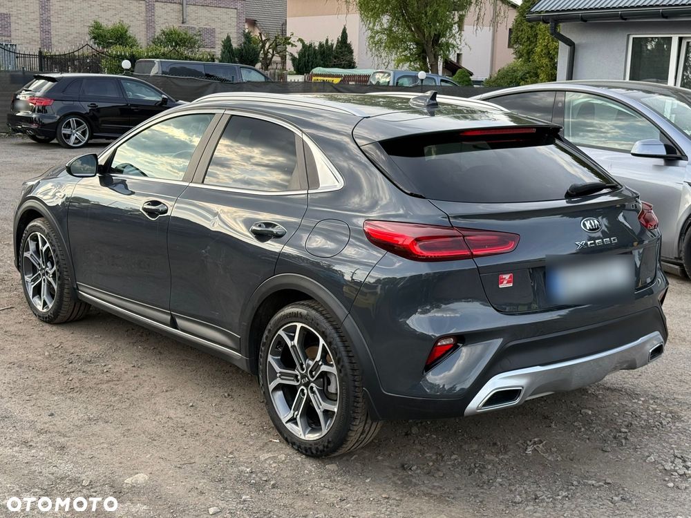 Kia XCeed - 6