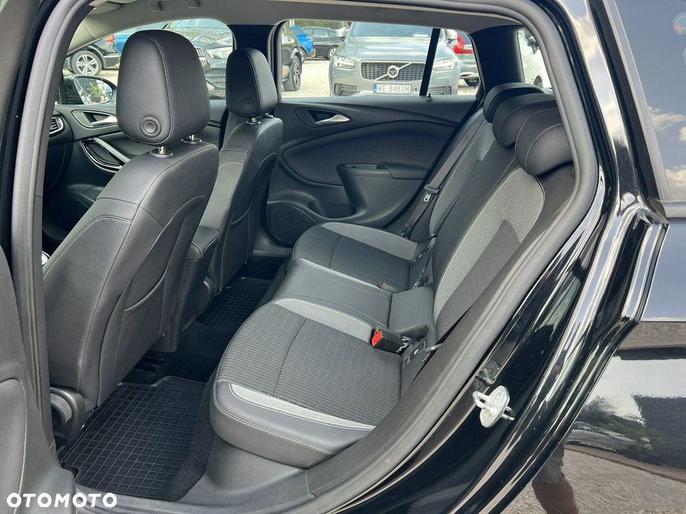 Opel Astra - 11