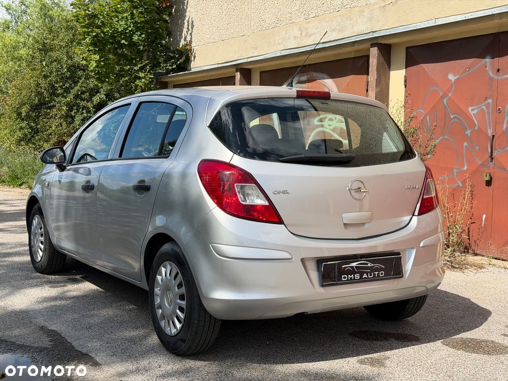 Opel Corsa 1.2 16V Enjoy - 11