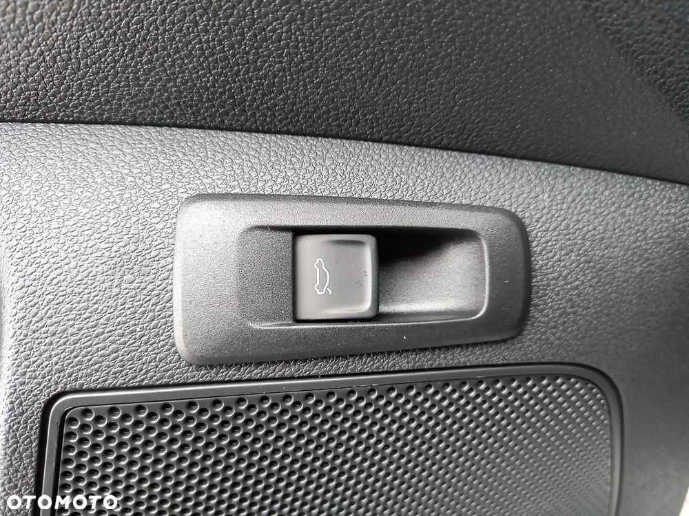 Skoda Karoq 2.0 TDI SCR 4x4 Sportline DSG - 22