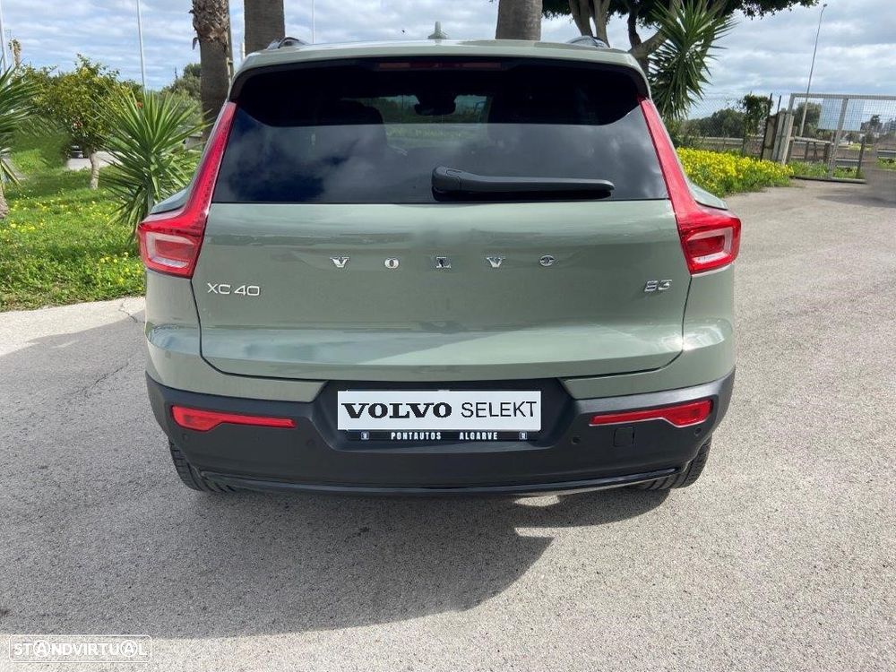 Volvo XC 40 2.0 B3 Plus Dark - 5