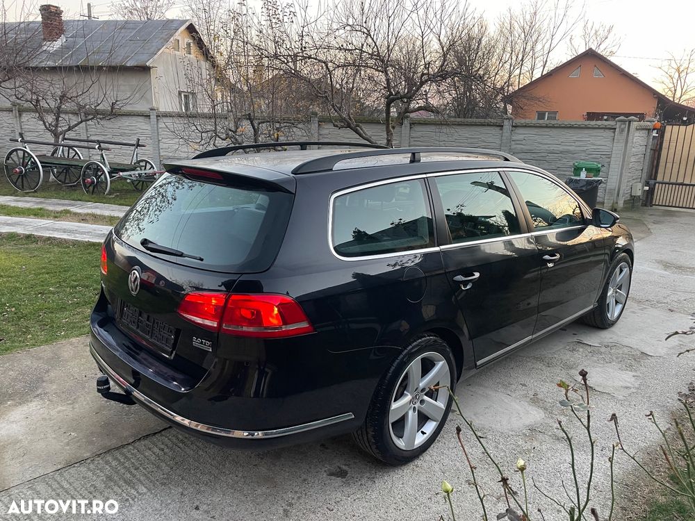 Volkswagen Passat - 4
