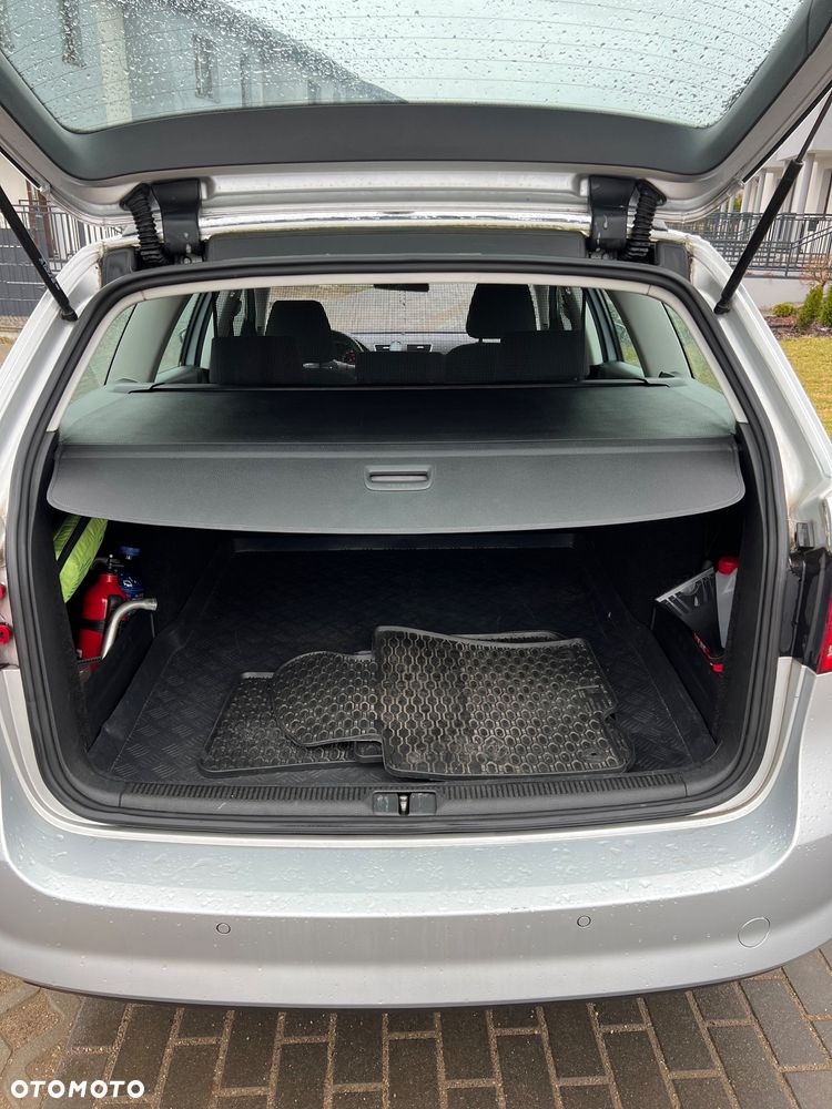 Volkswagen Passat 1.6 TDI Comfortline - 5