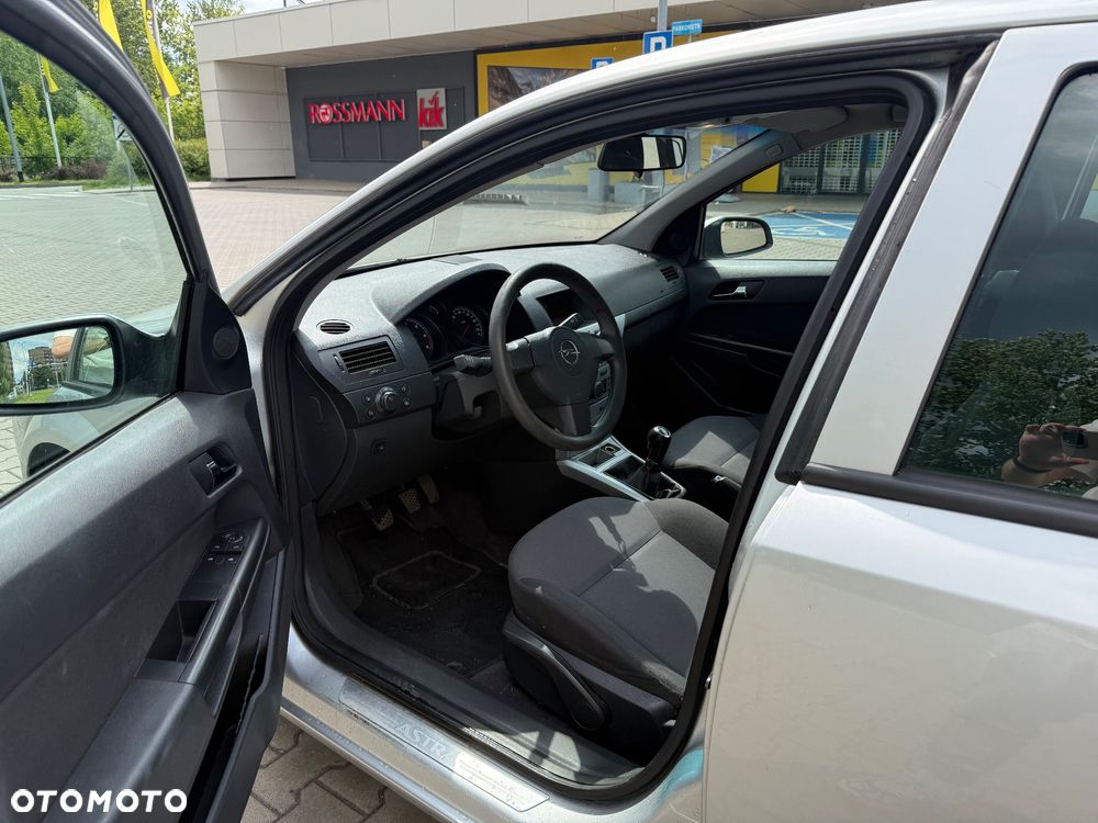 Opel Astra 1.6 - 10
