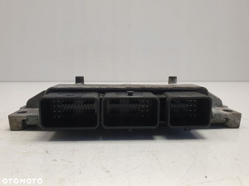 Ford Focus MK3 III 1.6 16V STEROWNIK SILNIKA - 4