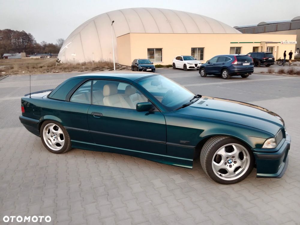 BMW Seria 3 318i - 1