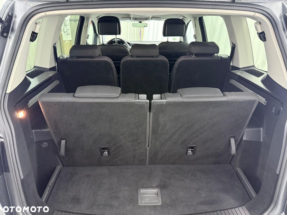 Volkswagen Touran 1.4 TSI (BlueMotion Technology) Highline - 11