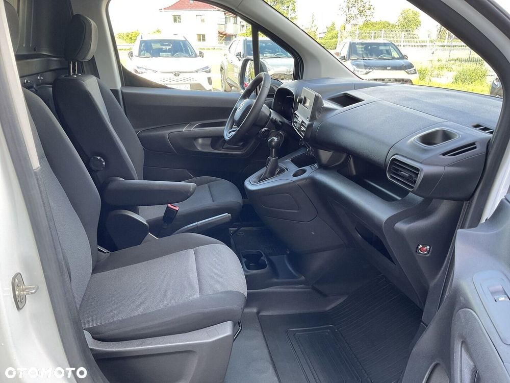 Toyota PROACE CITY - 11