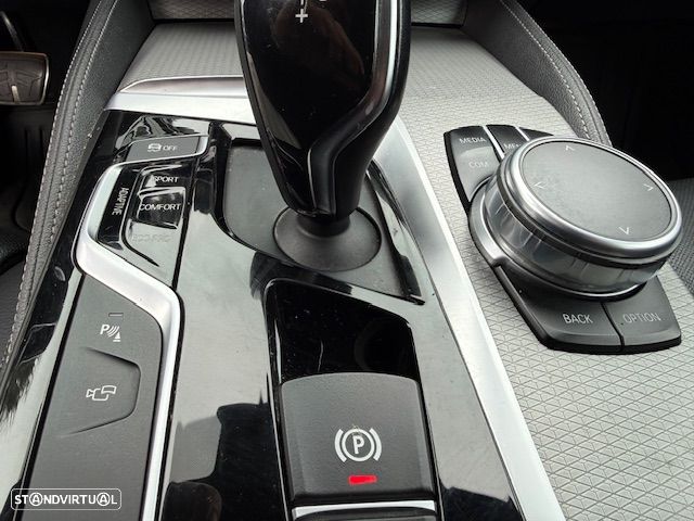 BMW 520 d Pack M Auto - 31