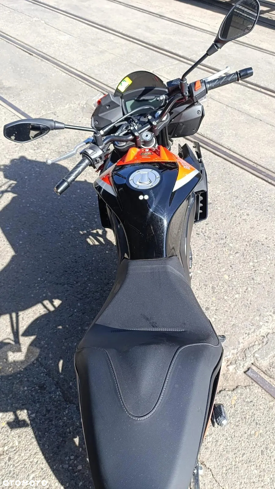 Aprilia Tuono - 6