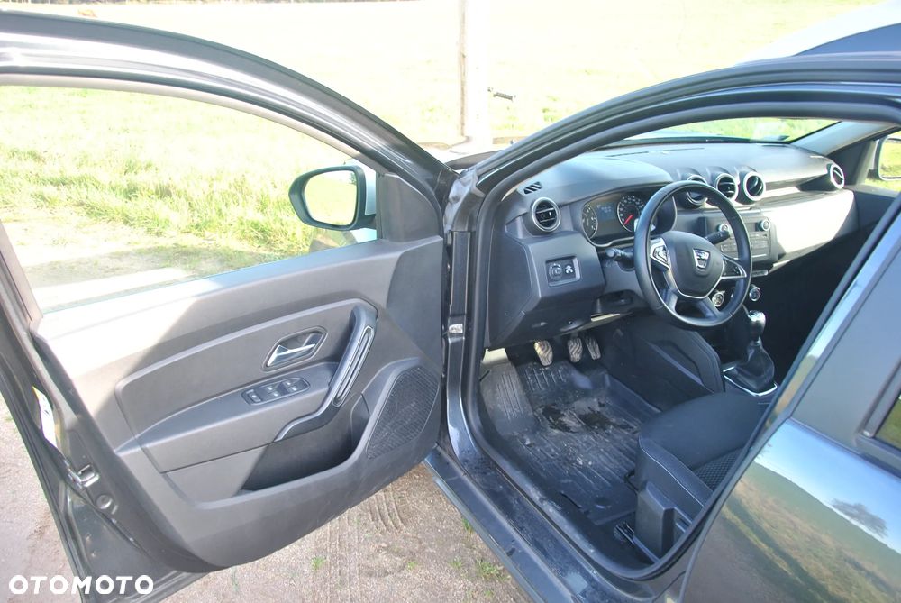 Dacia Duster TCe 100 2WD Essential - 33