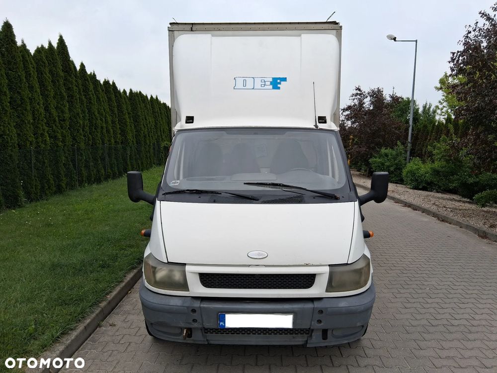 Ford Transit - 11