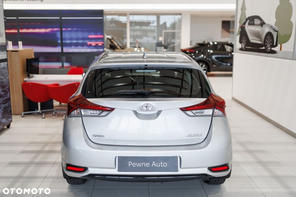 Toyota Auris - 6