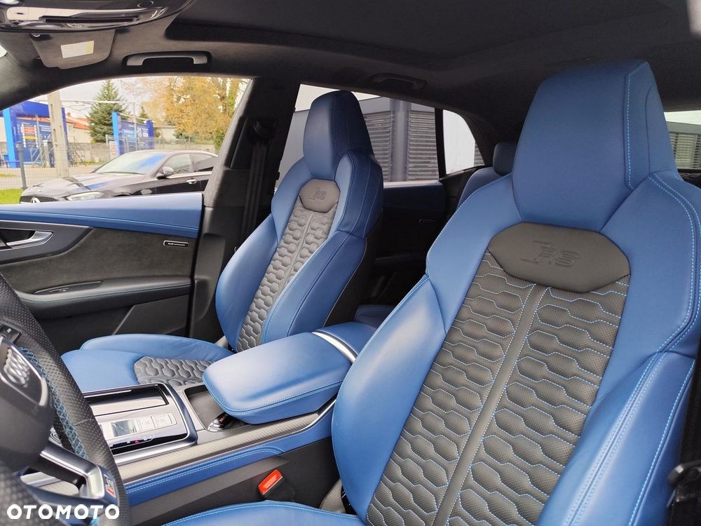 Audi RS Q8 - 12