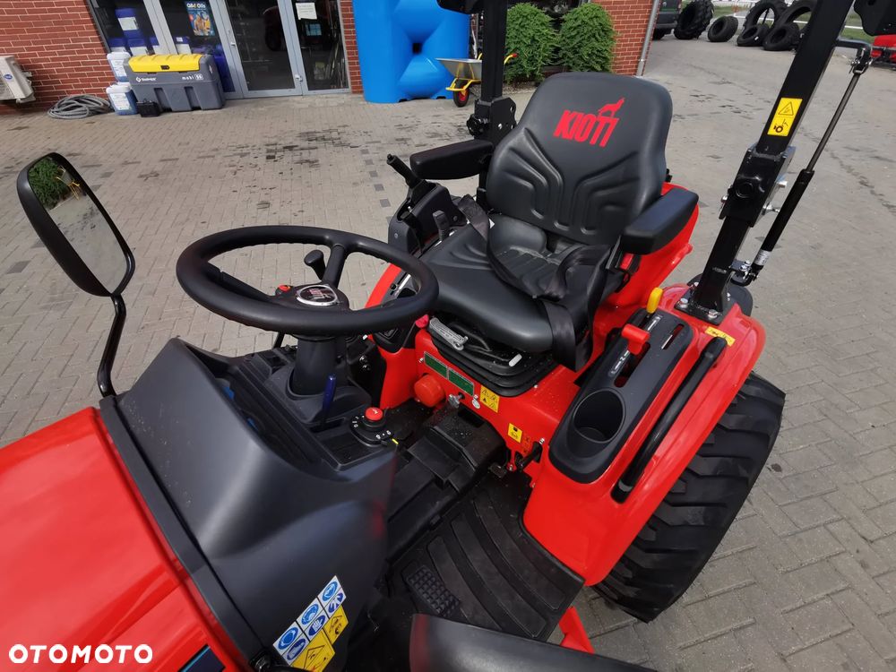 Kioti CX2510H - 8