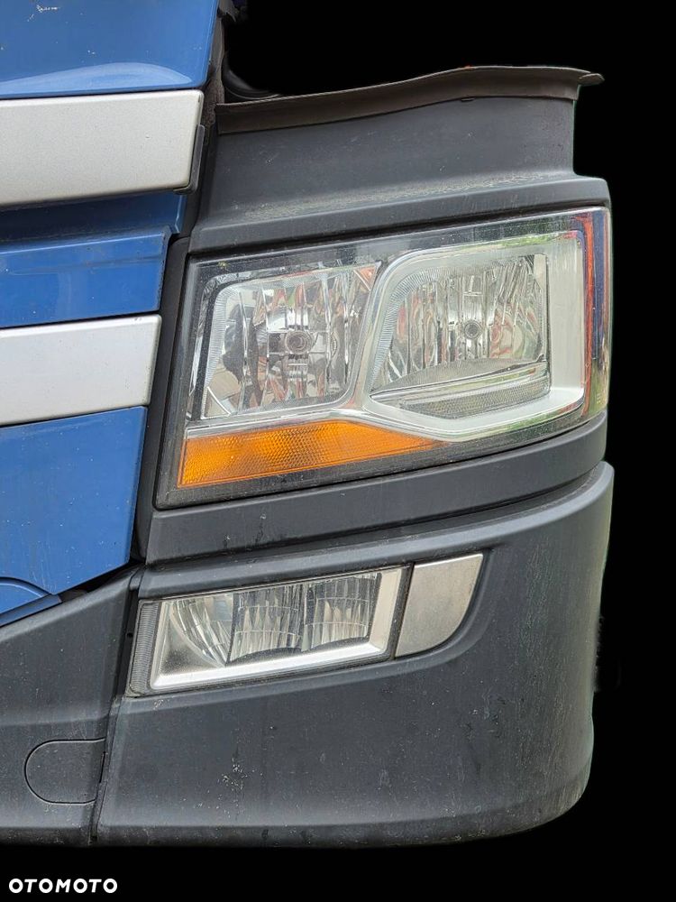 Scania S NGS lampa halogen stopnica prawa lewa nowy model oryginał - 3