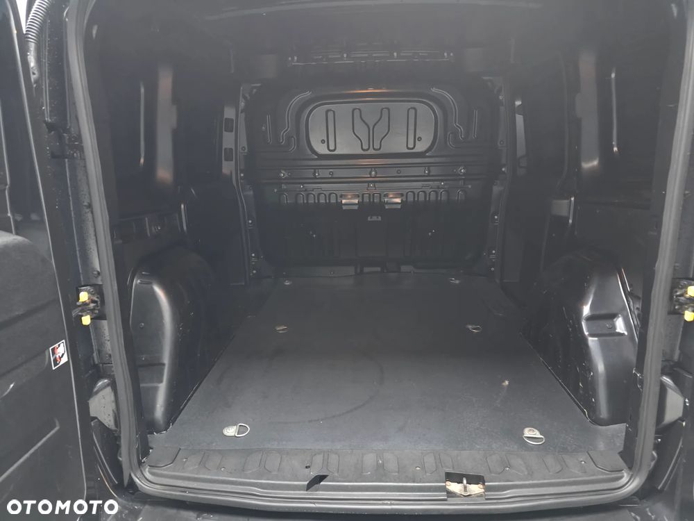 Fiat Doblo - 21