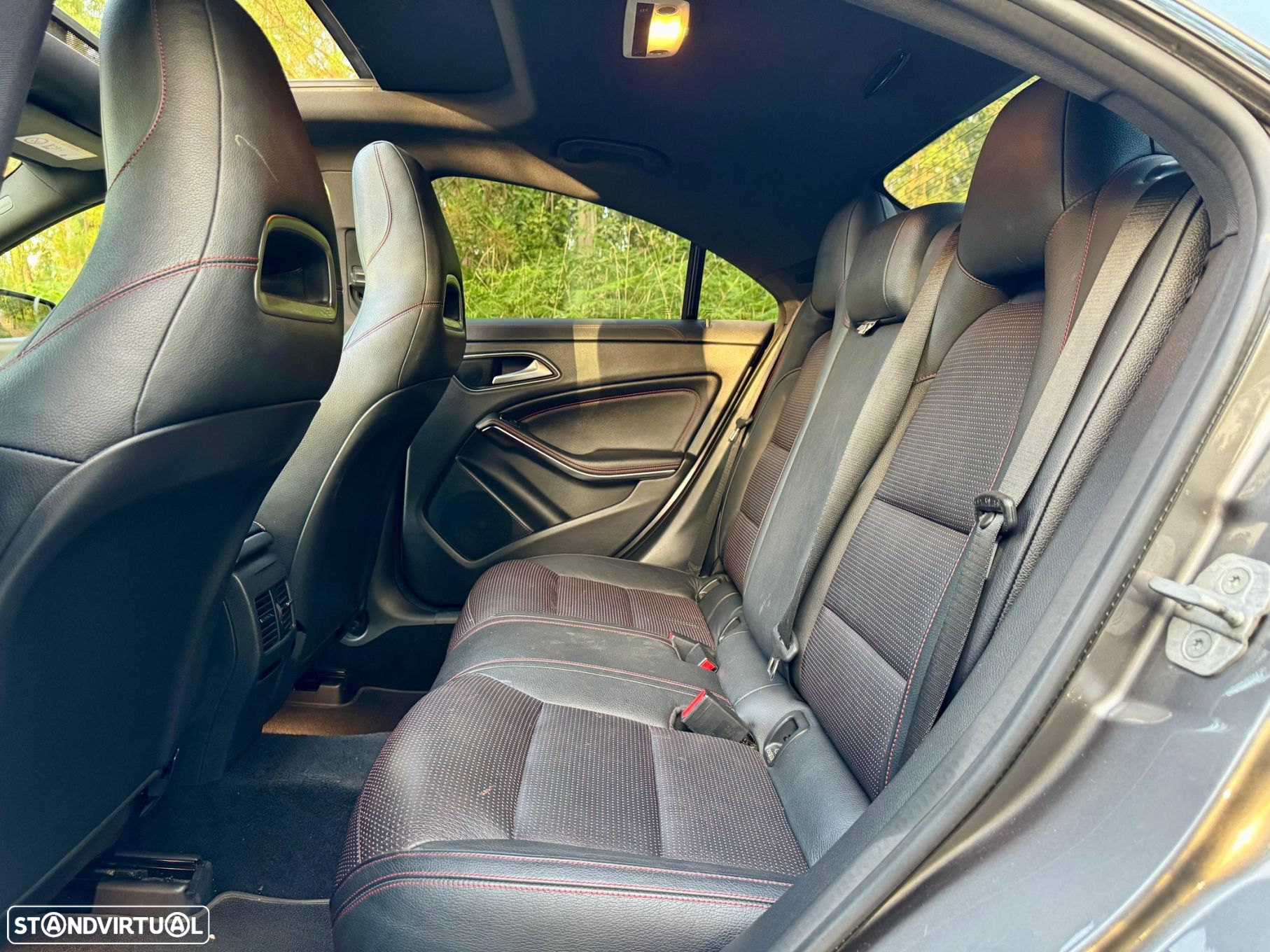 Mercedes-Benz CLA 180 d AMG Line - 21
