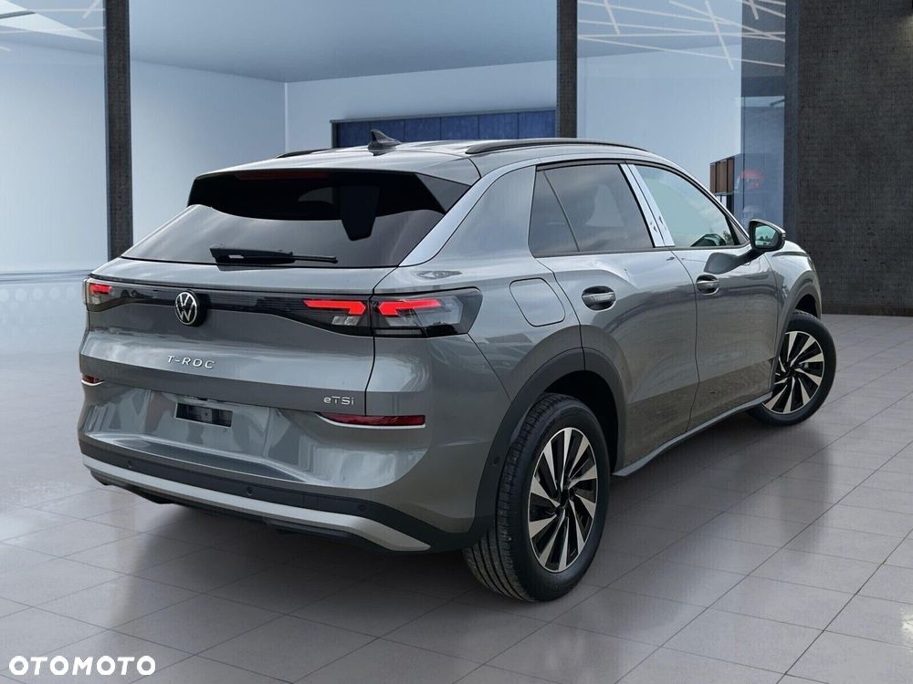Volkswagen T-Roc 1.5 eTSI Life DSG - 11