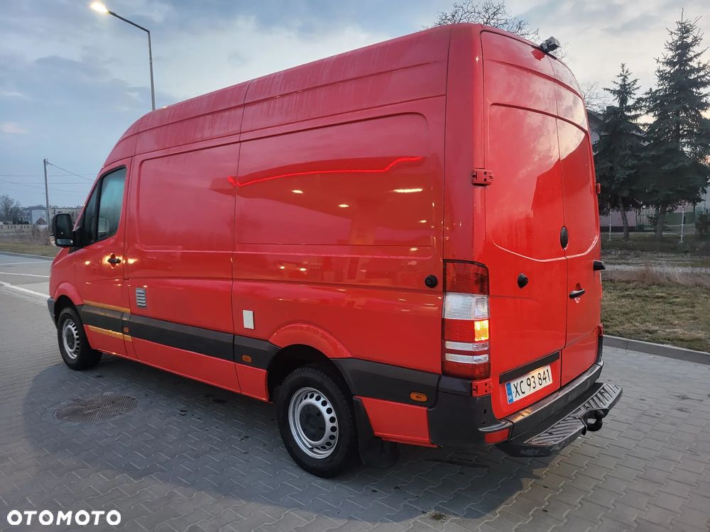 Mercedes-Benz Sprinter - 7