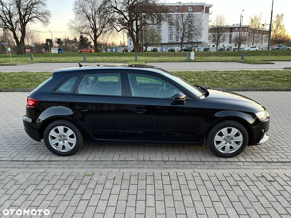 Audi A3 Sportback 35 TFSI - 8