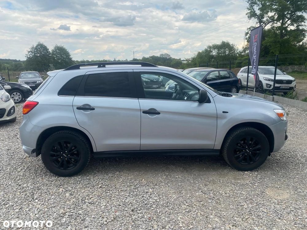 Mitsubishi ASX - 9