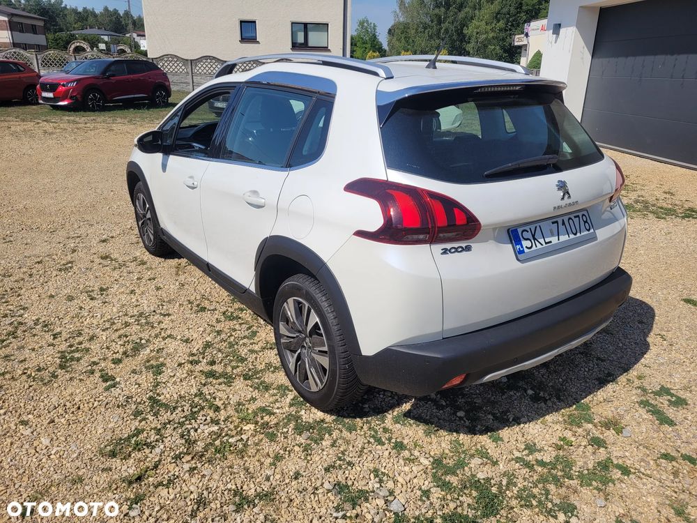 Peugeot 2008 PureTech 110 Stop&Start EAT6 Allure - 2
