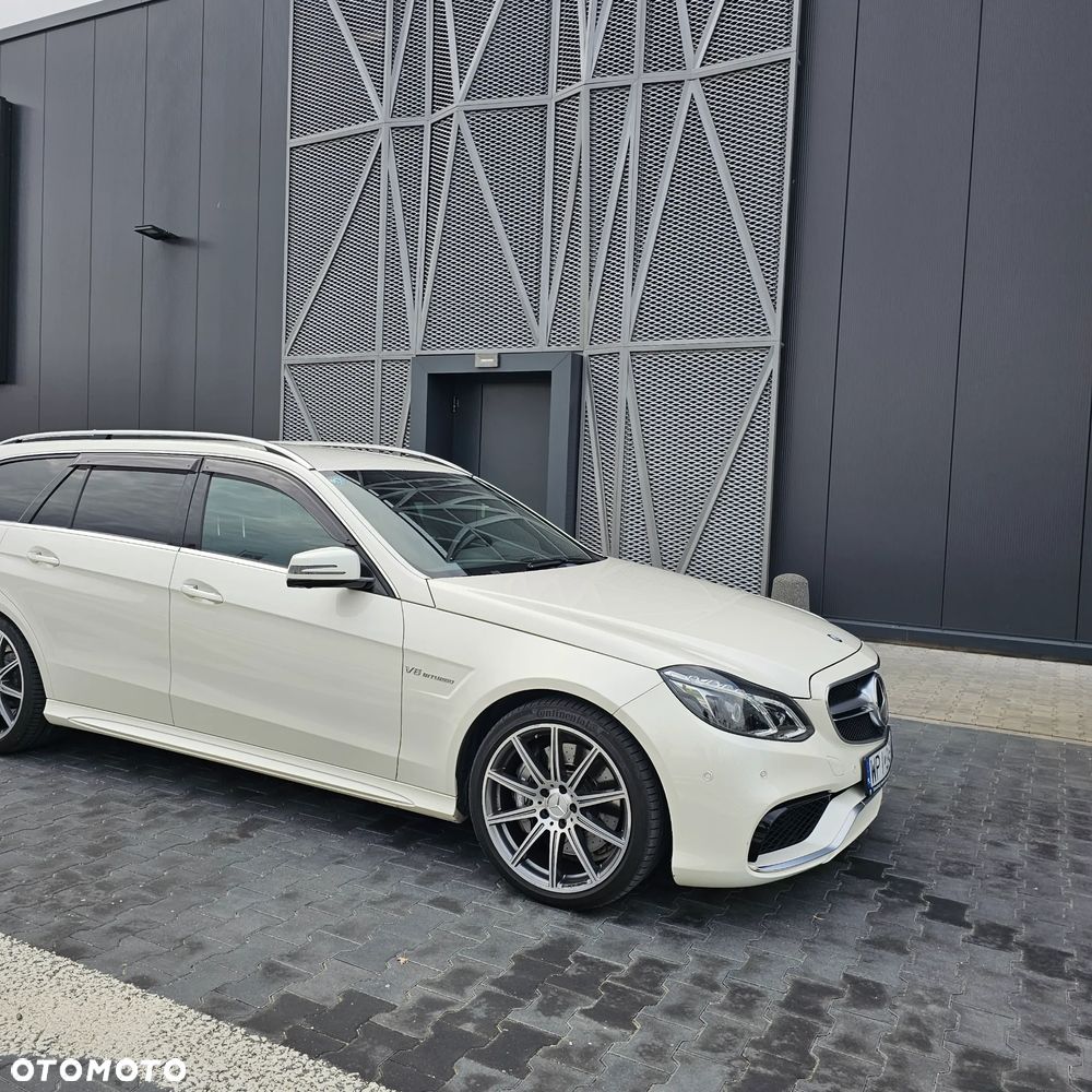 Mercedes-Benz Klasa E 63 AMG 4Matic AMG Speedshift MCT - 4