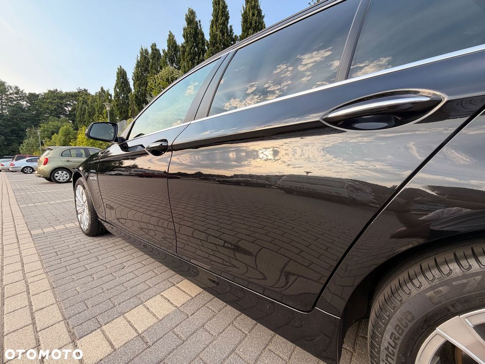 BMW Seria 5 520d - 5