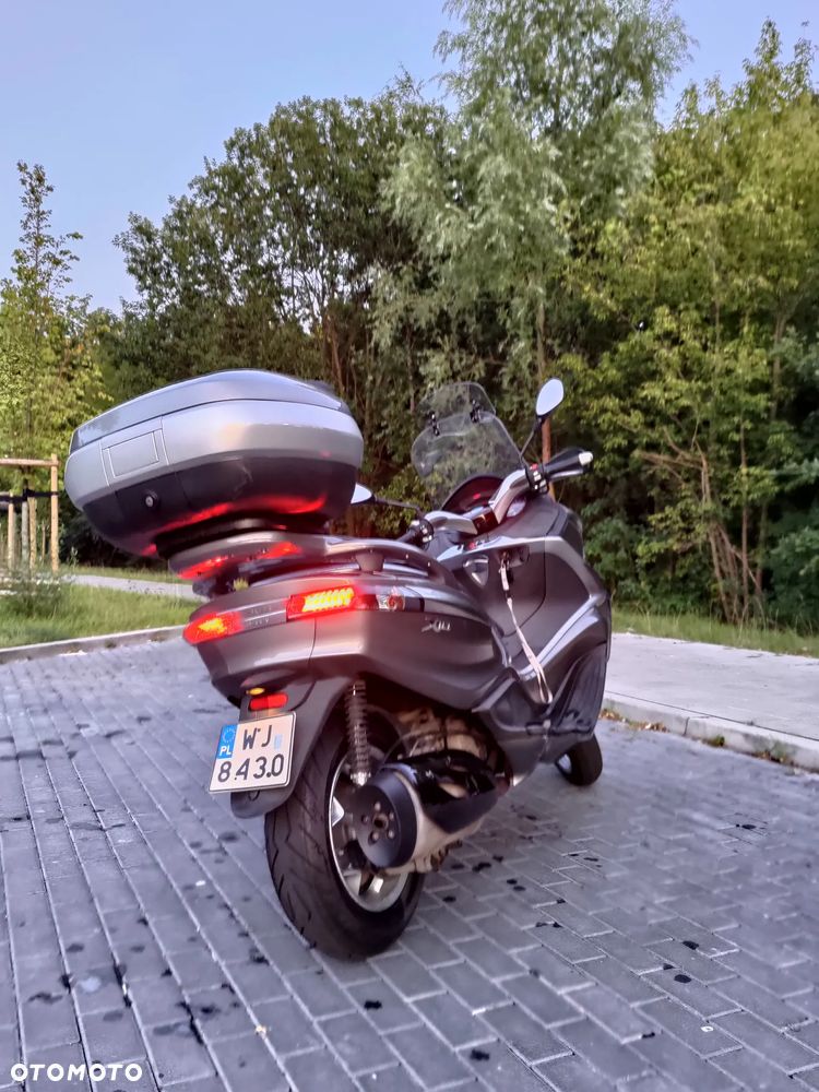 Piaggio X10 - 8