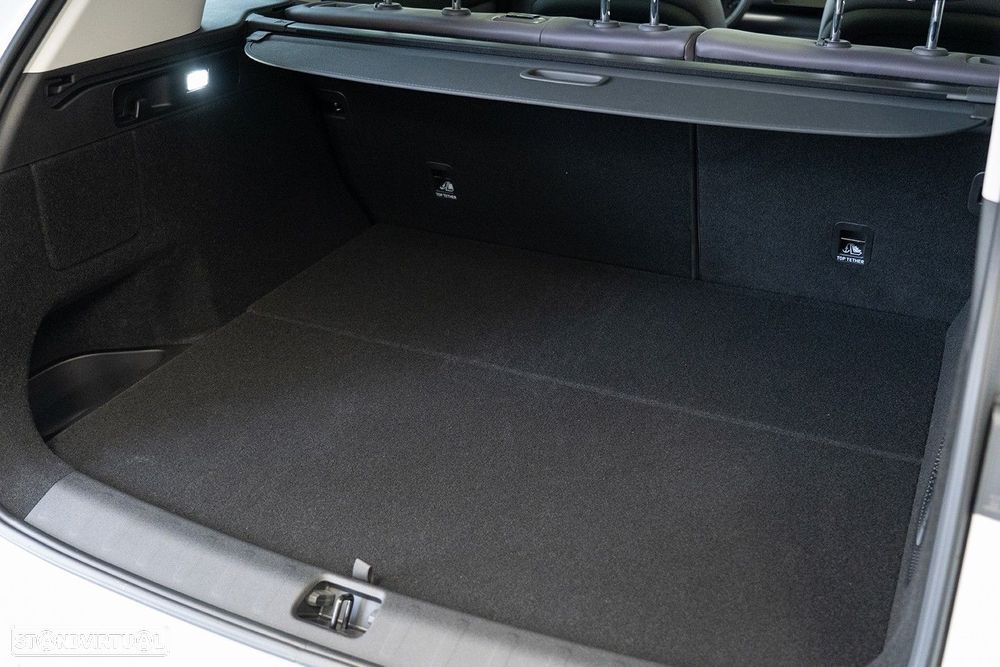 Leapmotor C10 28.4 kWh REEV Design - 16