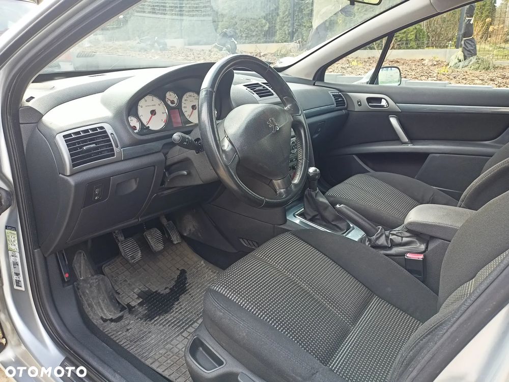 Peugeot 407 - 3