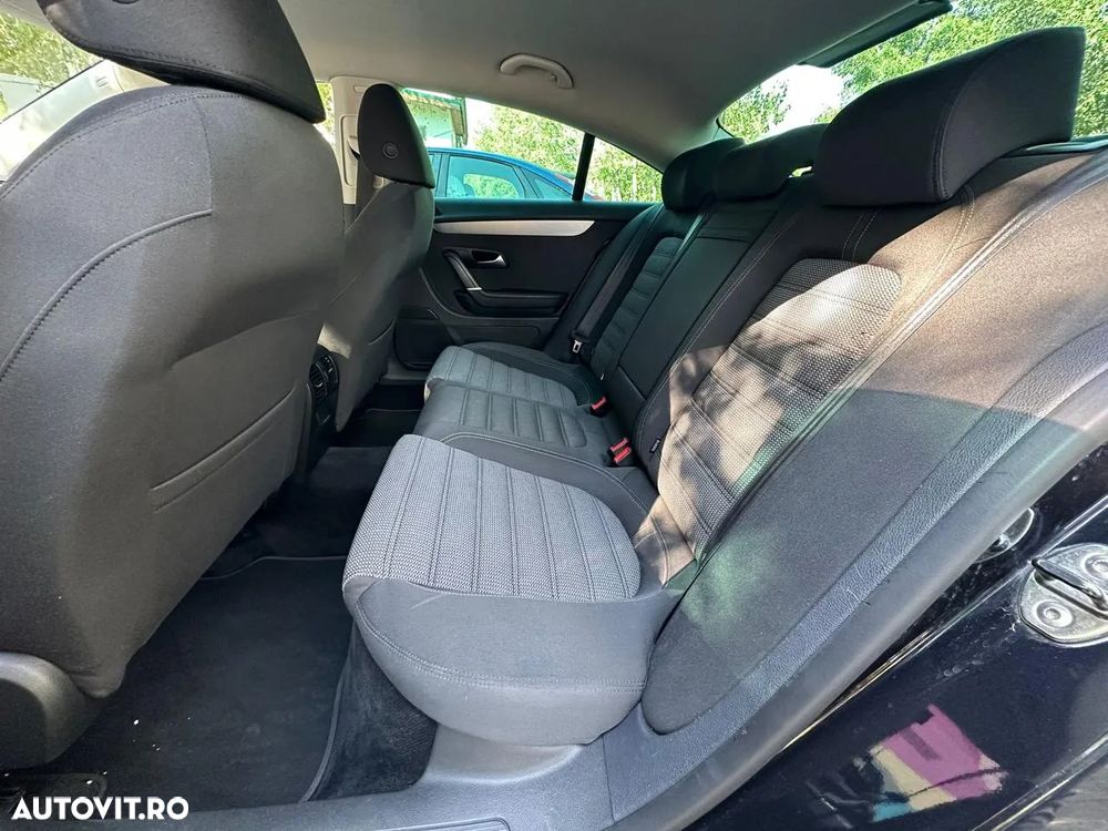 Volkswagen Passat - 8