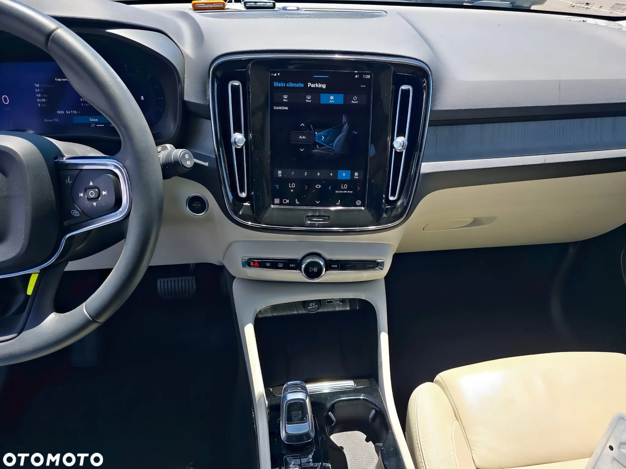 Volvo XC 40 B4 Ultimate Dark - 8